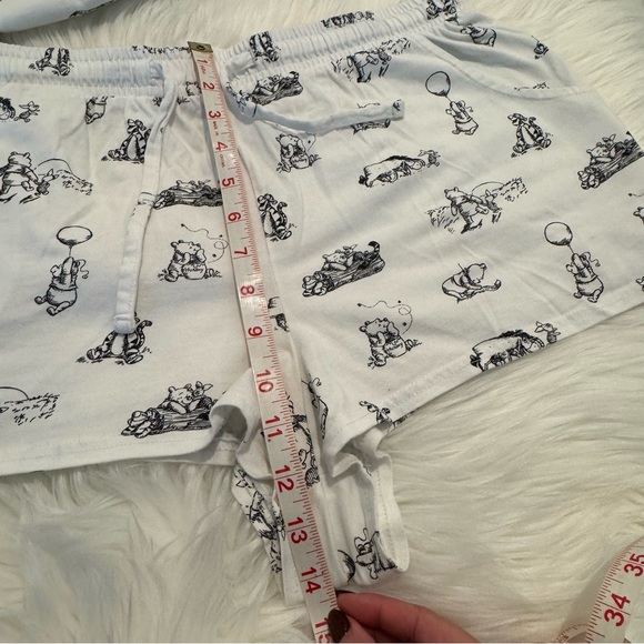 Disney Winnie the Pooh and Pals Sleepwear PJ Shorts Set for Women Large Pajamas - Picture 10 of 16